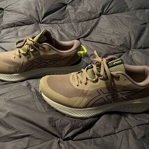 ASICS Men's